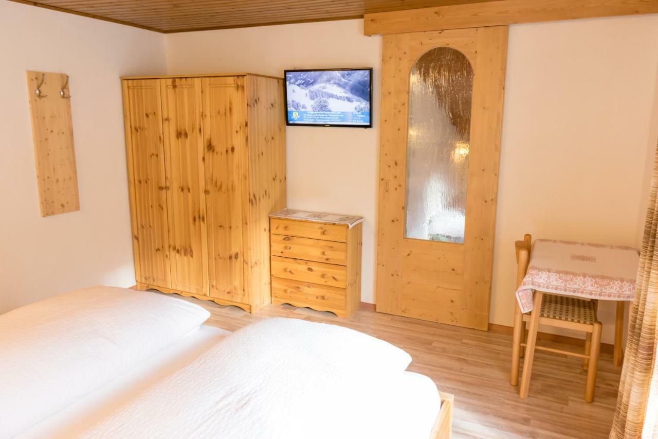 Landhaus Alpenrose Mayrhofen Exterior foto